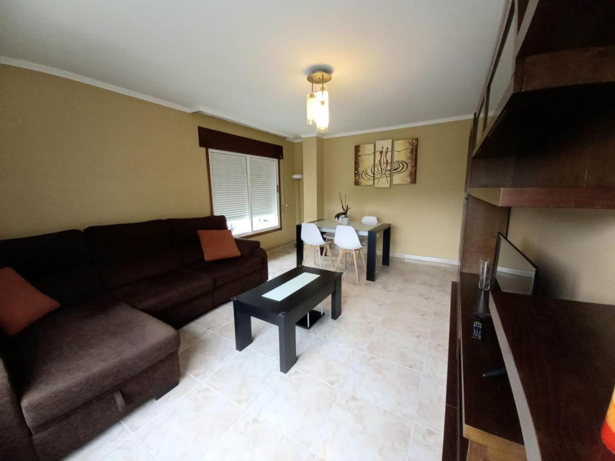 Piso Completo En Camino Ingles - Sigueeiro, Apartman Sigueiro Kültér fotó