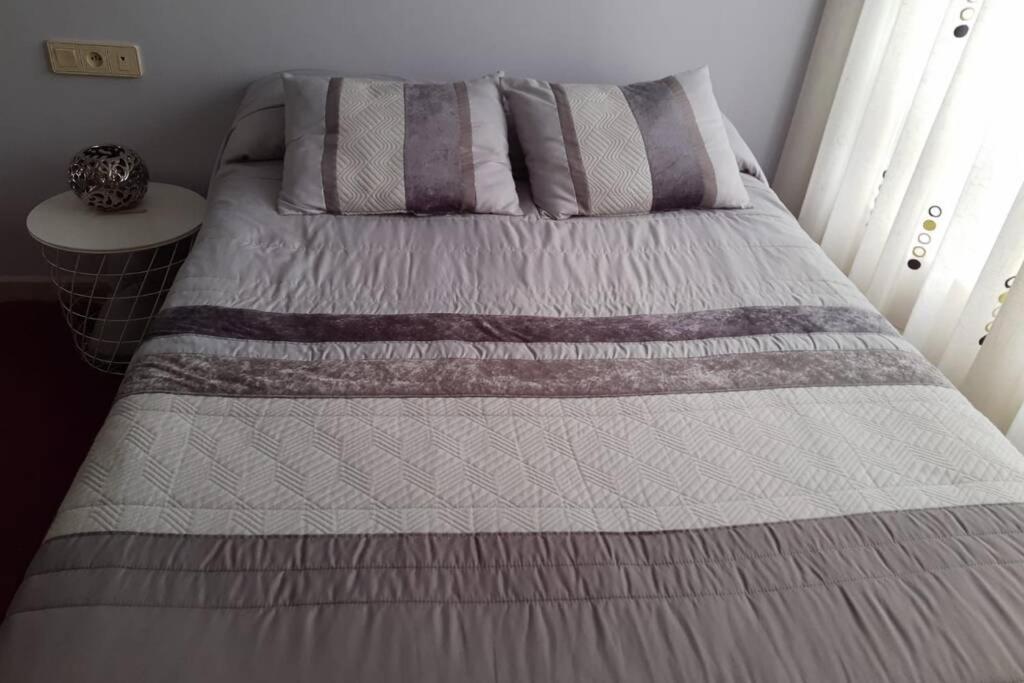 Piso Completo En Camino Ingles - Sigueeiro, Apartman Sigueiro Kültér fotó