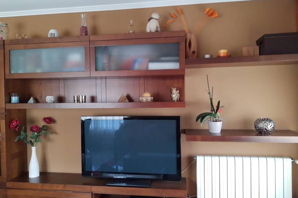 Piso Completo En Camino Ingles - Sigueeiro, Apartman Sigueiro Kültér fotó