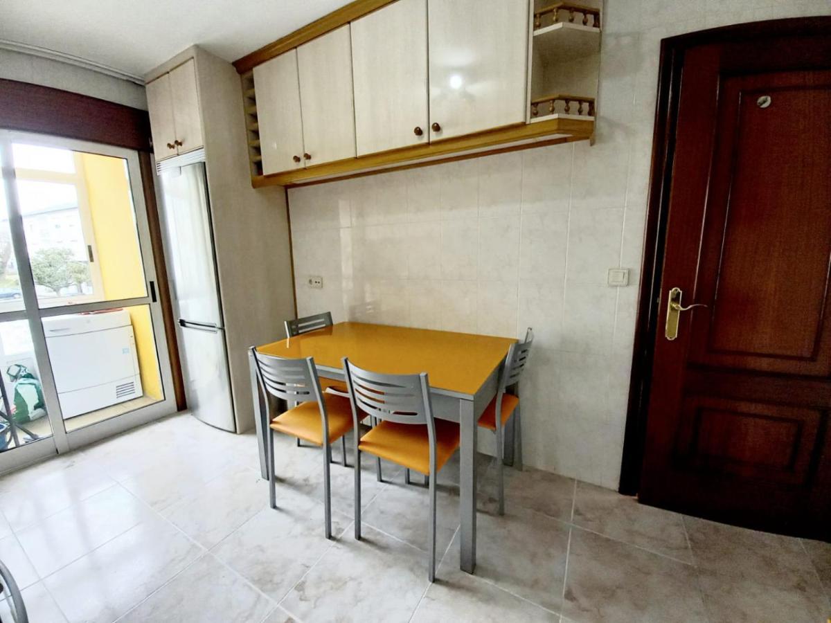 Piso Completo En Camino Ingles - Sigueeiro, Apartman Sigueiro Kültér fotó